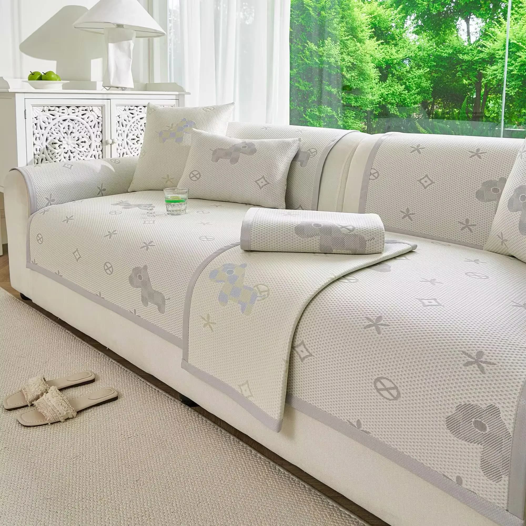 Summer Jacquard Cartoon Pony Sofa Cushion Universal Seat Pad Ice Silk Self Cooling Non-slip Dustproof&Stain Resistant Sofa Cover