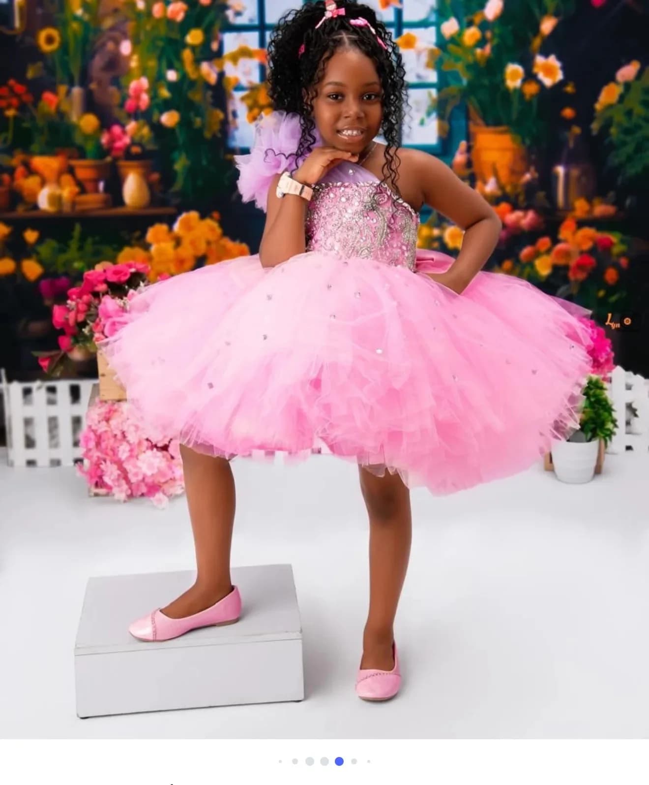 Abito da damigella personalizzato rosa con applicazioni argentate, monospalla, in tulle, lunghezza al ginocchio, con cristalli, per matrimonio o compleanno.