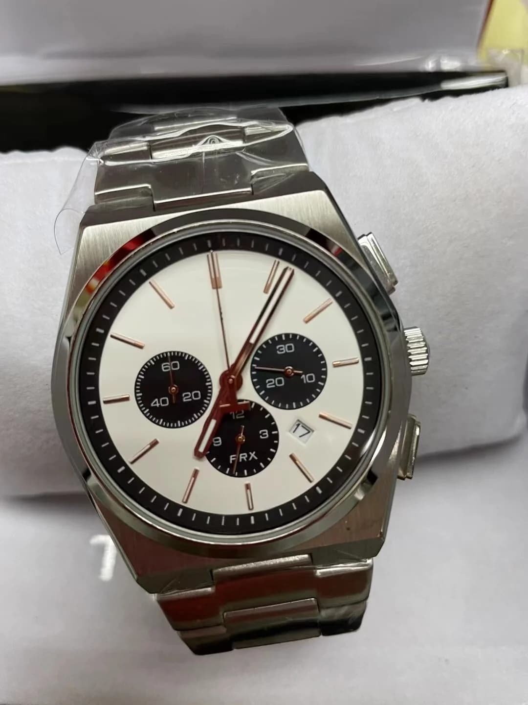 Men's Quartz Watch: 40mm Large Dial, Stainless Steel Band, 3-Subdial 6-Hand Design, Multi-Function, with Date Display, Business-Casual Style Watch