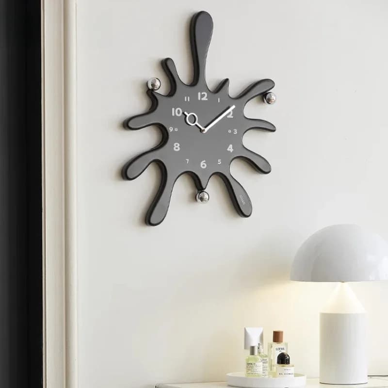 Creative artistic watch with water drop Fashionable home decor Nordic luxury wall clock Wall clock for perfect entrance for modern interior