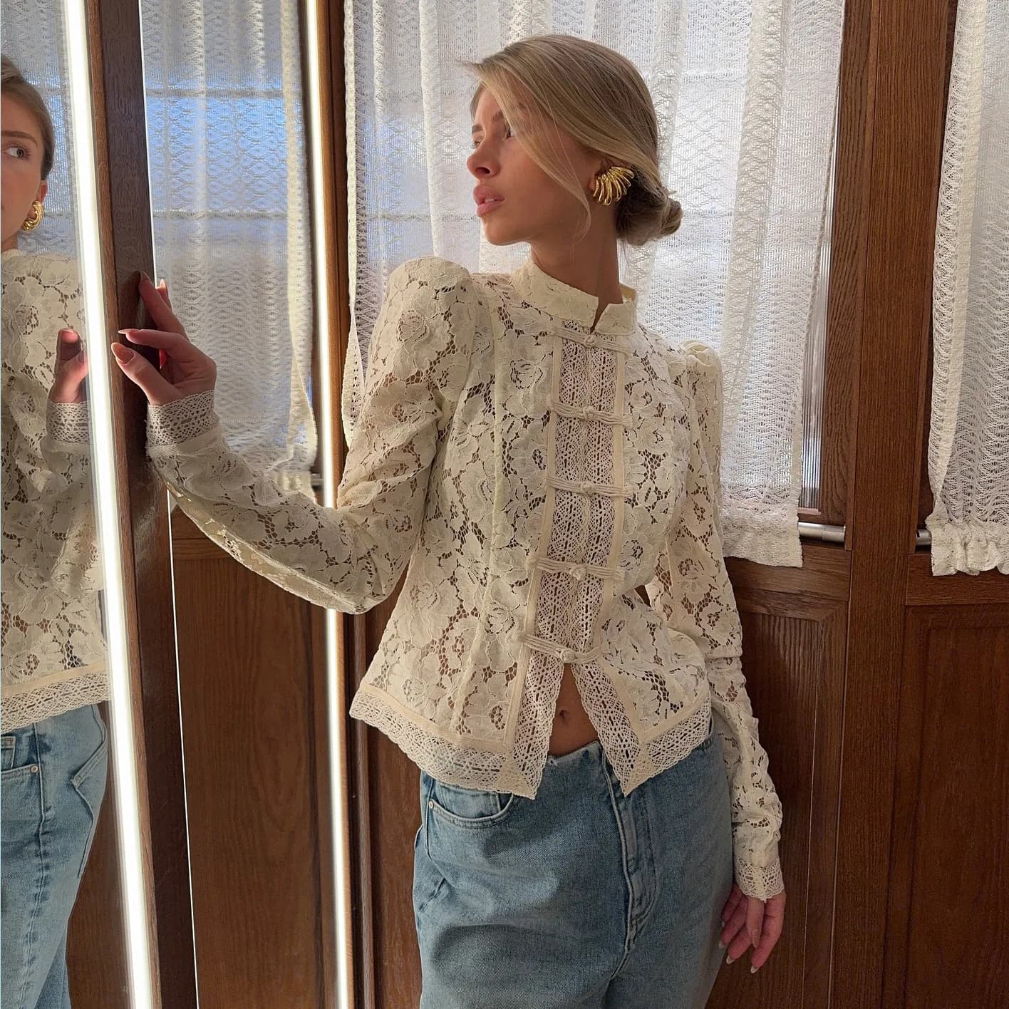 Mandarin Collar Frog Button Lace Blouse Women Puff Long Sleeve Hollow Out Slim Fit Cropped Shirt Vintage Elegant Ladies Tops