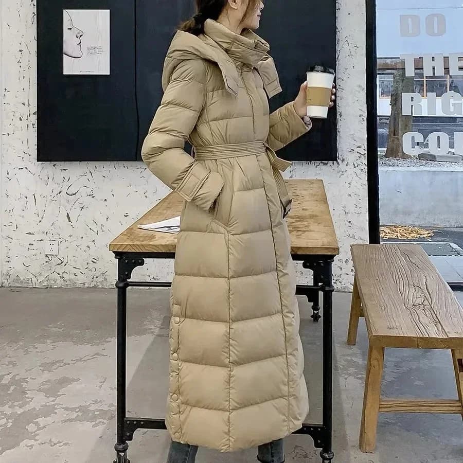 Black duck down Hooded Coats Winter 2025 New Fashion Women's Slim Warm Pike Down Jacket Female With Waist belt Long Overcoat