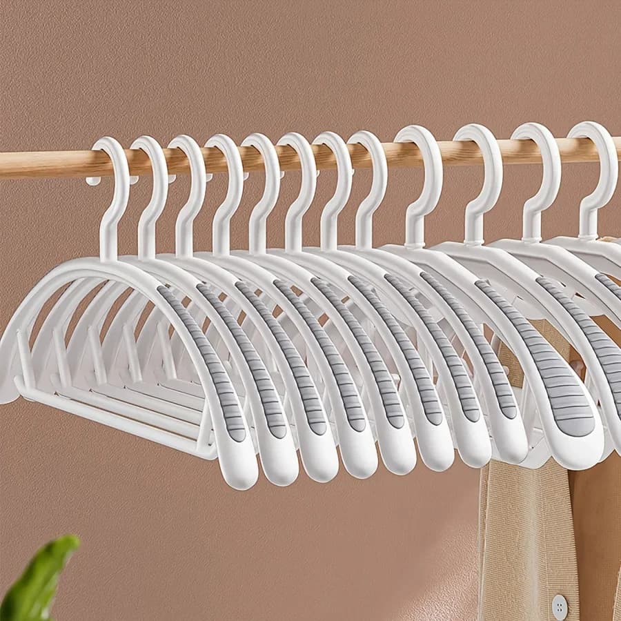 Plastic hanger thick and wide for drying, anti-slip, for hanging clothes, for wholesalers and domestic use