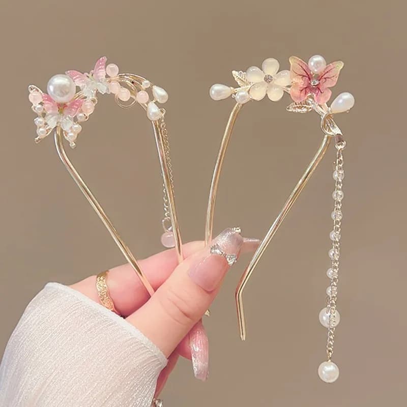 Hanfu U-shaped hair stick for Chinese style girl with exquisite and fashionable metal butterfly tassel
