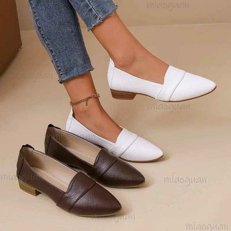 Vintage Pointed Toe Loafers Women Soft Leather Slip on Low Heel Comfort Office Ladies Shoes Commute Walking Casual Dress Pumps