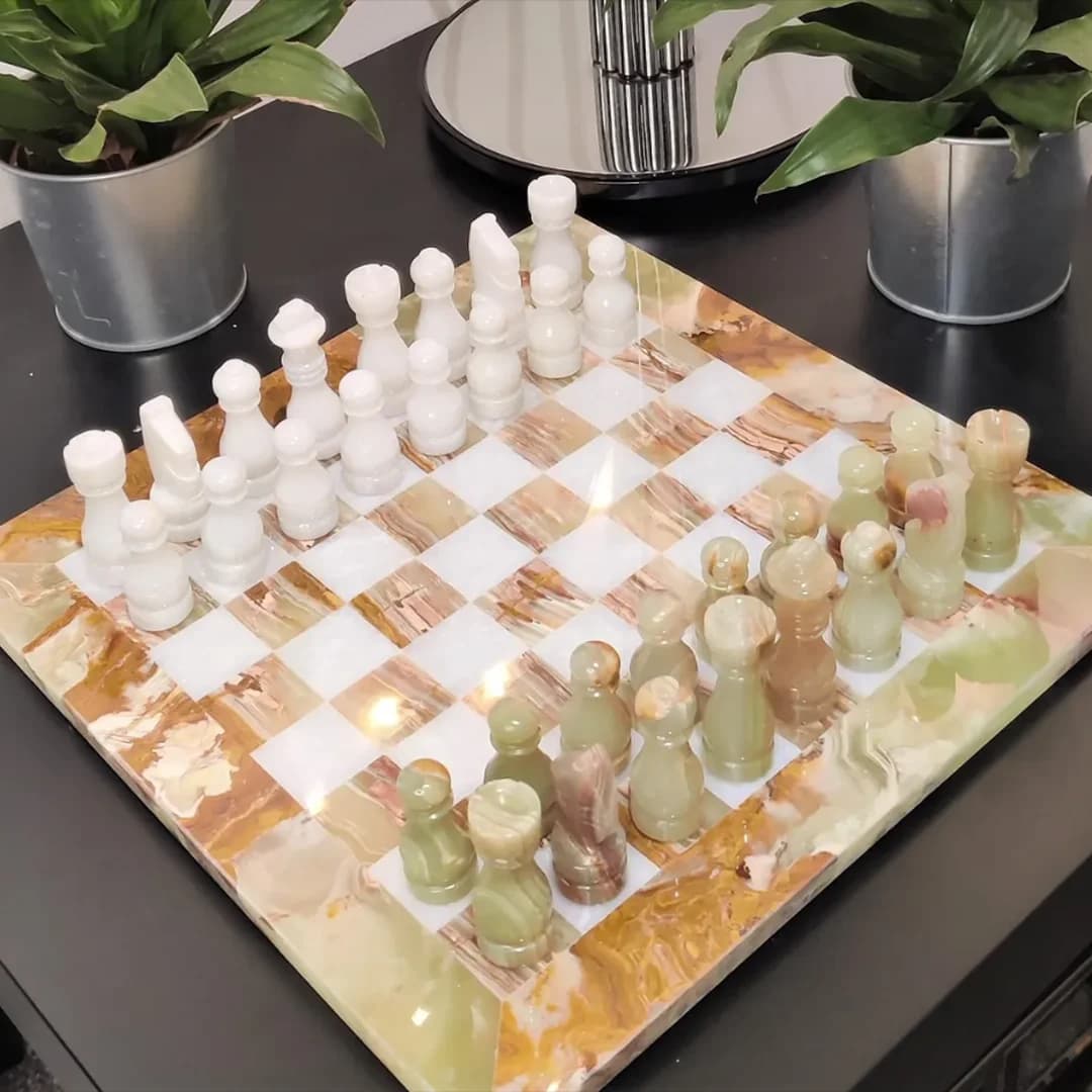 Set di scacchi in marmo onice verde naturale Regalo fatto a mano Set di giochi da tavolo per scacchi in marmo Set di giochi da viaggio per feste Ajedrez di lusso