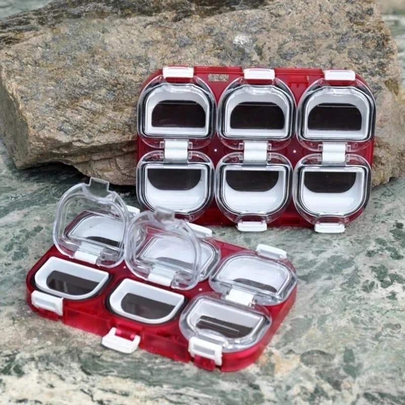 Fishing equipment box Fishing hook box with magnet 6 grids Fishing equipment with magnet Black Red I love fishing kit 11 cm * 7.5 cm * 1.2 cm