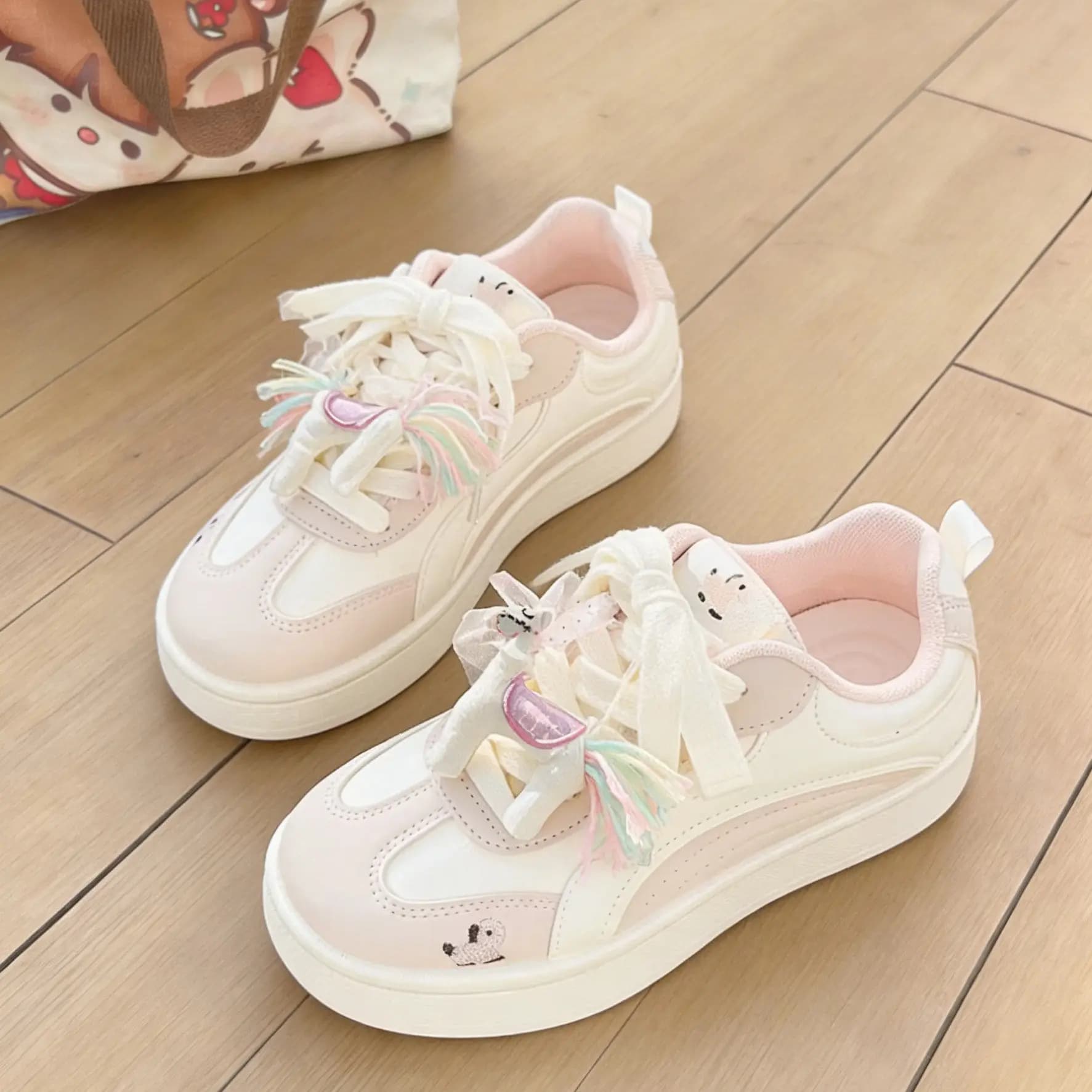 Nuove Sneakers Primaverili 2026 con Plateau e Blocchi di Colore, Scarpe Casual Bianche Versatili con Suola Spessa per Studentesse