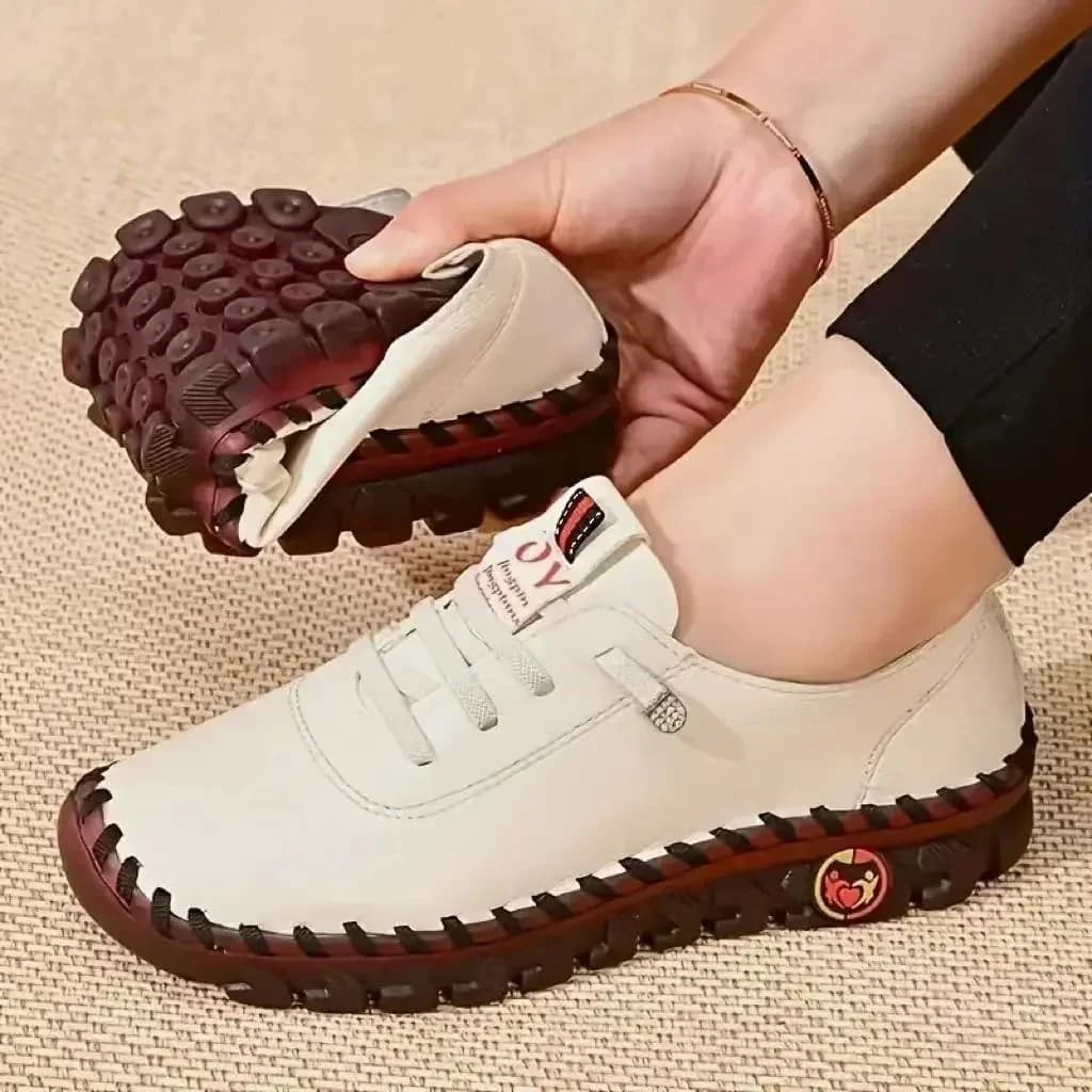 Scarpe da ginnastica Scarpe da donna Mocassini Stringate in pelle piatte Nuova primavera Casual comode scarpe da mamma Mujer Zapatos Chaussure Femme