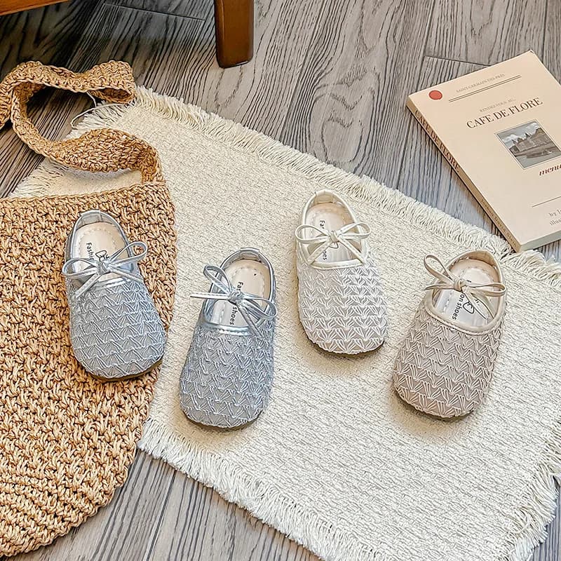 Girls Butterfly Knot Hollow Out Sandals Twisted Rope Design Breathable Anti-Slip Summer Slip-On Beach Slippers for Kids