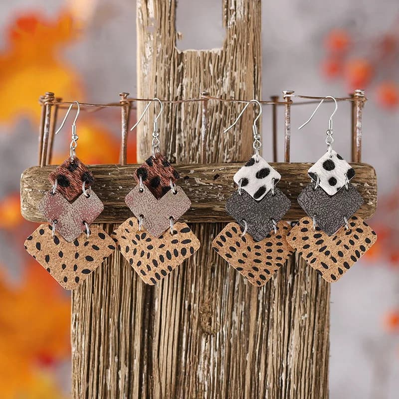 nuovi orecchini in pelle con giunture geometriche con motivo mucca con stampa leopardata in stile etnico occidentale, orecchini alla moda personalizzati