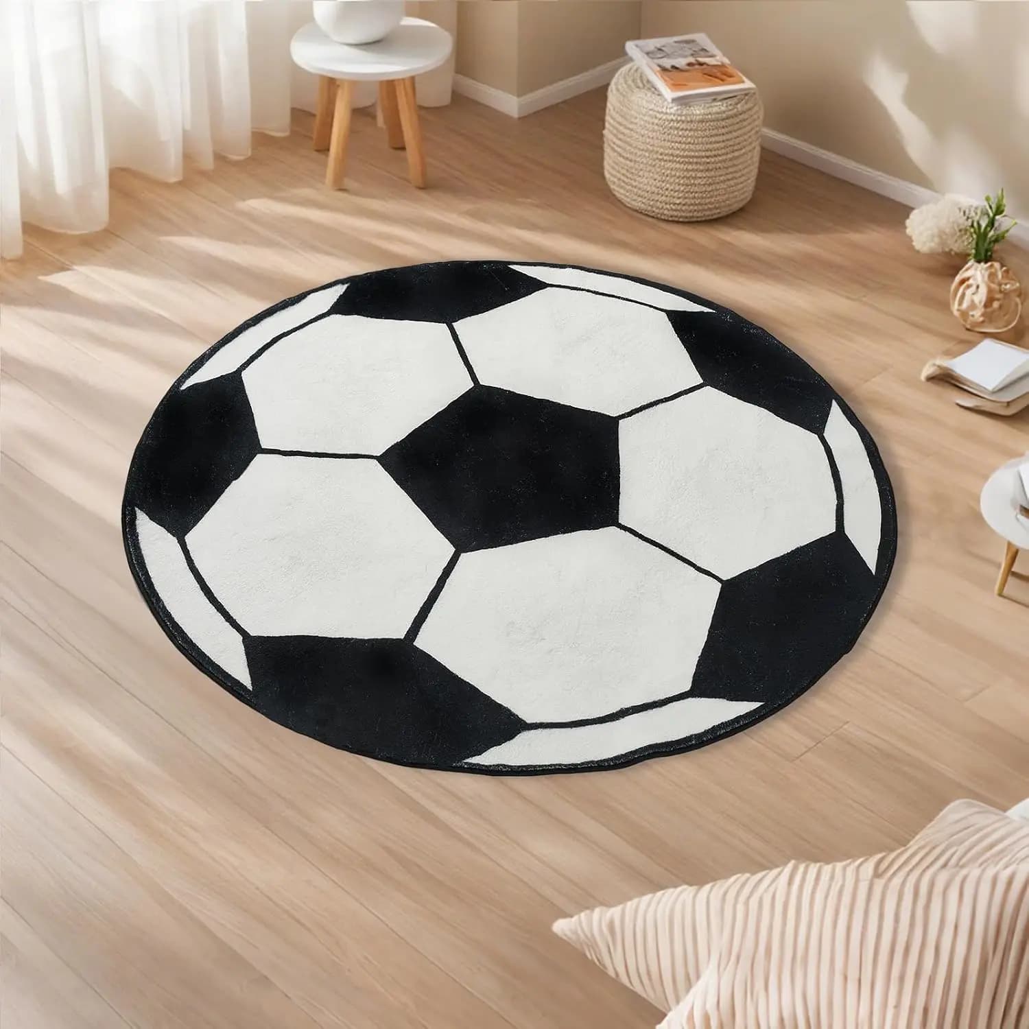 Plush Round Soccer Ball Design Area Rug Black and White Football Pattern Mat for Kids Playroom Decor Soft Polyester Gym Carpet F