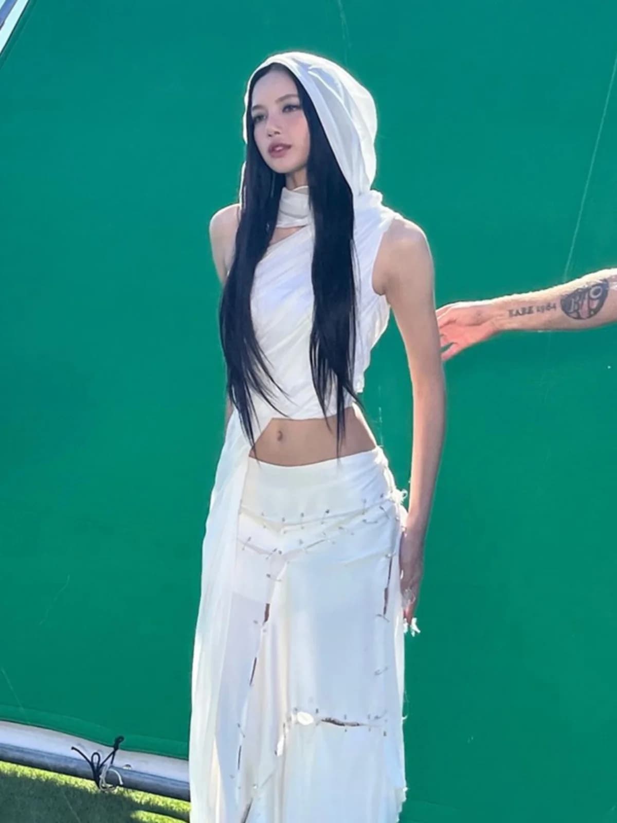 Sisjuly Lisa Music Performance Outfit Thin Fog Wasteland Style Girl Sensation Oblique Shoulder Hollow Sash Hoodie Women's Vest