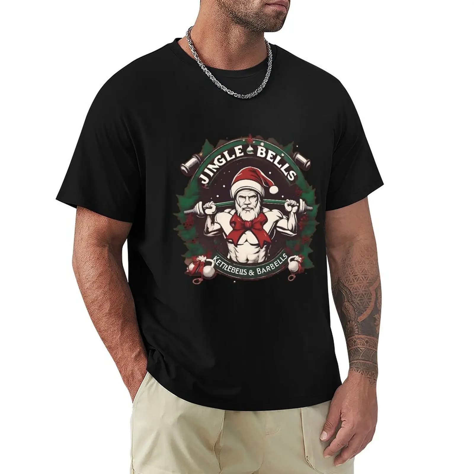 Campanelle, kettlebell e bilancieri. T-shirt sportiva casual ad asciugatura rapida