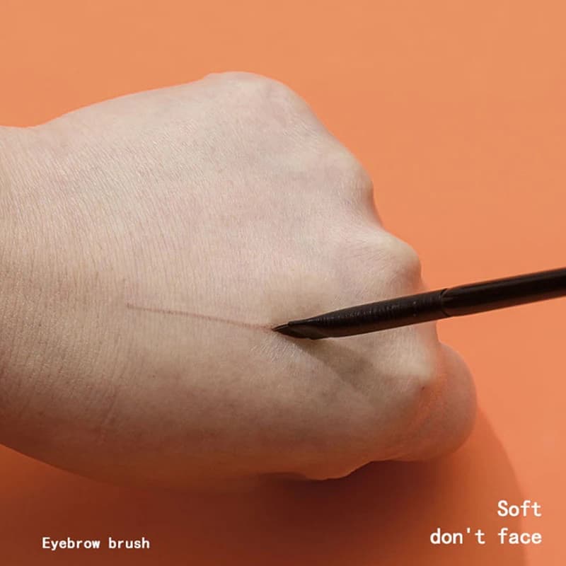 Pennello per sopracciglia super sottile Z. Pennello per eyeliner con setole sintetiche, angolato e affilato, strumento per il trucco