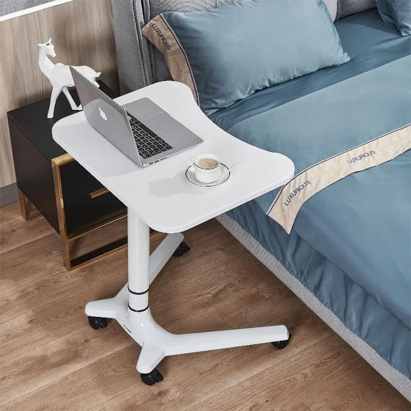 Comodino sopra il letto regolabile con ruote Scrivania mobile pneumatica in piedi Scrivania per laptop per uffici di piccoli spazi/casa