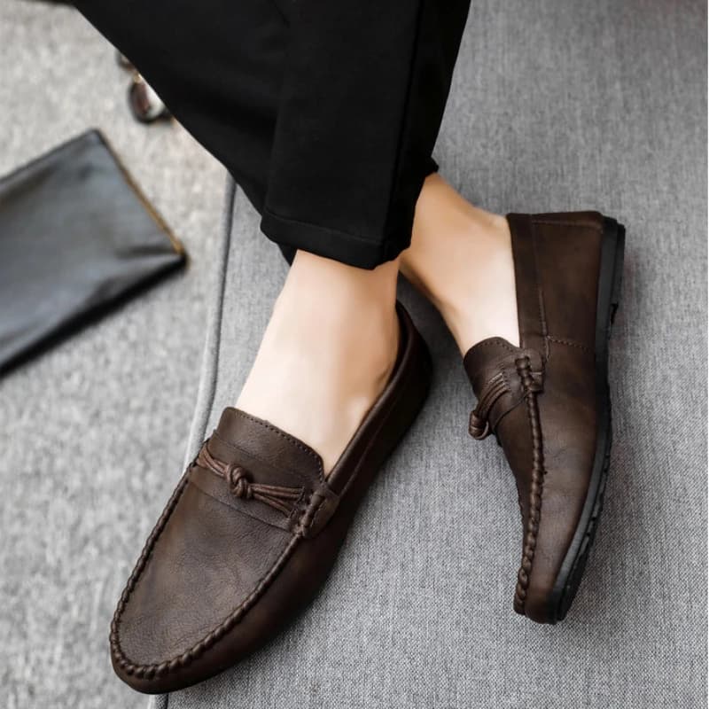 Mocassini da uomo morbidi primaverili Slip on Mocassini classici da uomo Scarpe casual in pelle per uomo Appartamenti Calzature Botas Para Hombre Zapatillas