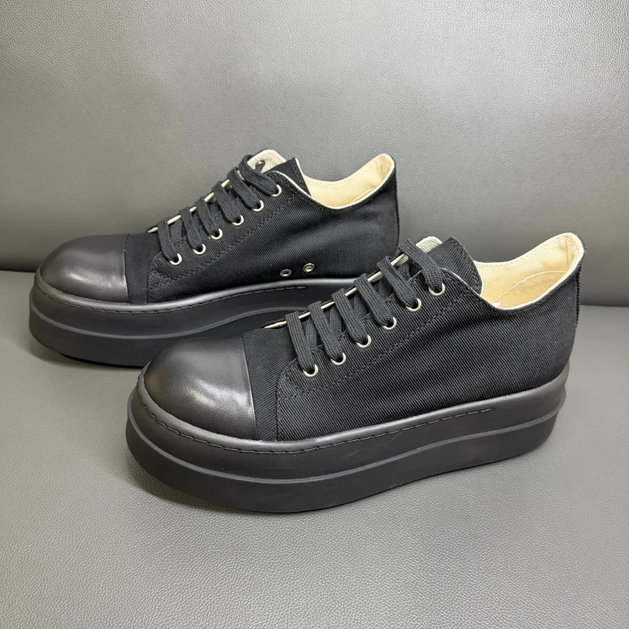 Full Black Canvas Sneakers Men's Low Top Casual Shoes 6cm Thick Sole Lace-Up Ro Retro Women's Flat Pantshoes Leather Flat Shoe