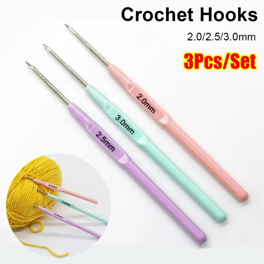 3Pcs/Set 2.0/2.5/3.0mm Crochet Hooks Plastic Handle Knitting Needle for Yarn DIY Craft Nice Gift Women Knitting Tools
