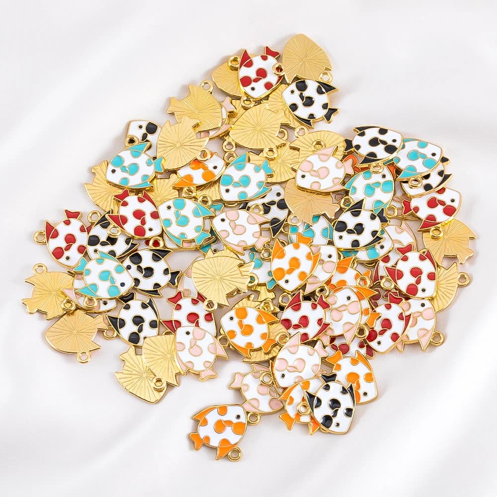 10 pz Lega di Smalto Polka Dot Pesce Pendenti con Ciondoli per Gioielli FAI DA TE Che Fanno Collana Bracciale Orecchini Portachiavi Accessori Artigianato