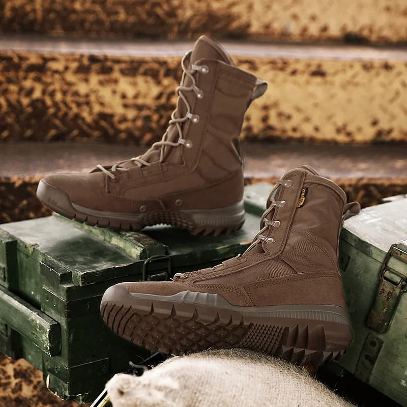 Professional Men Mountain Shoes Outdoor Mountaineering Boots Man Brand Designer Hunting Shoes Mens Good Quality Hiking Shoes