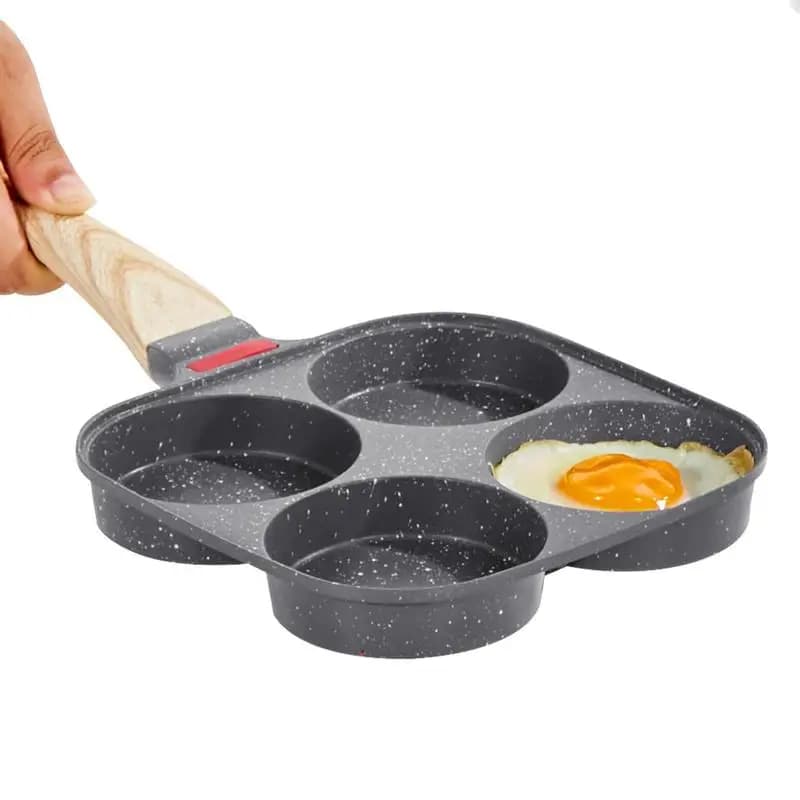 Padella per uova, padella antiaderente per uova da 4 tazze, padella per omelette in alluminio per pancake, hamburger, sandwich, con coperchio, pennello per olio, raschietto, compatibile con fornelli a gas e piani cottura a induzione