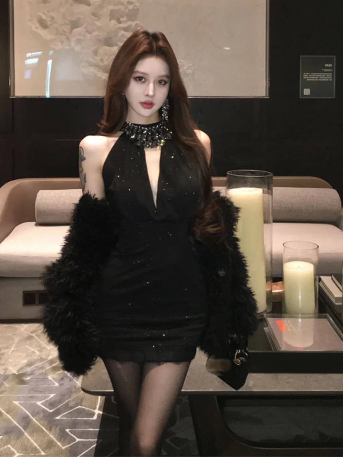 Abito Sexy Chic con Diamanti Incastonati, Vestito Aderente con Scollo all'Americana, Manica Corta, Nuova Collezione Primavera-Estate, Moda Femminile