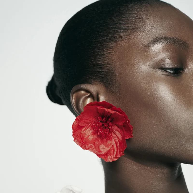 Fashionable Red Flower Seed Beaded Fabric Earrings for Women Elegant Fashion Jewelry Large Exaggerated Female Accessories