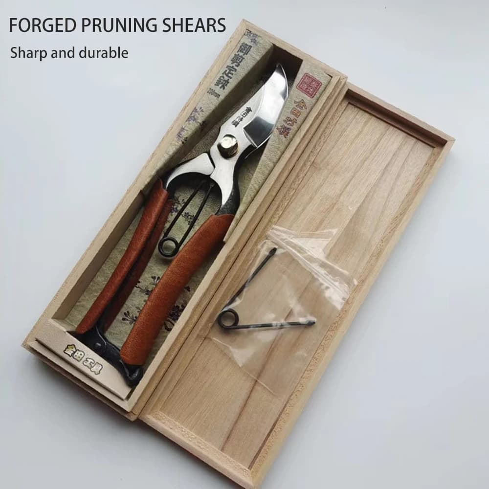 Professional Handmade Forging Pruning Scissors Durable Handheld Shears for Garden Trees Shrubs Plants - Portable Garden Tool
