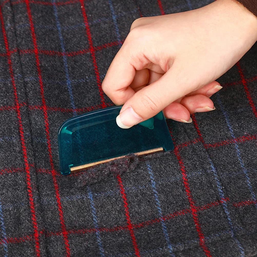 Levapelucchi portatile per la pulizia delle pelucchi e dei pelucchi in lana, strumenti per rimuovere la lanugine, levapelucchi manuale per indumenti delicati, tessuti, mobili