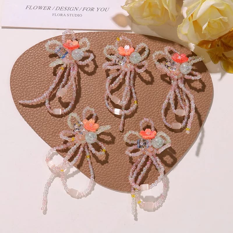Shoe Charms 1 Piece Transparent Crystal Sweet Summer Tassel Seed Bead Flower Cluster DIY Jelly Clog Decoration Korean Princess