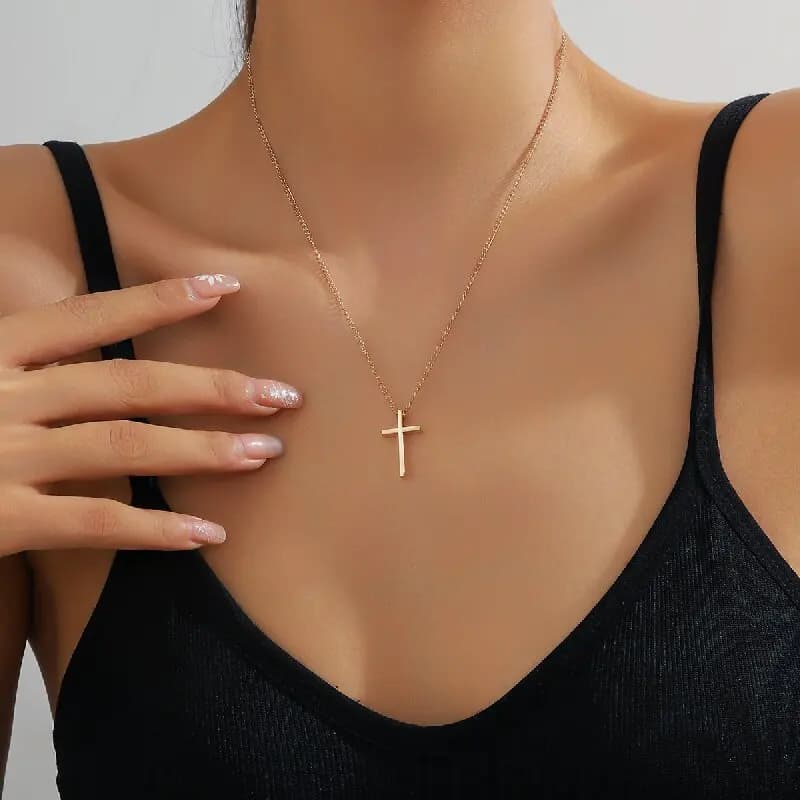 Collana con Croce Placcata Oro per Uomo e Donna, Gioiello Unisex Minimalista in Stile Europeo