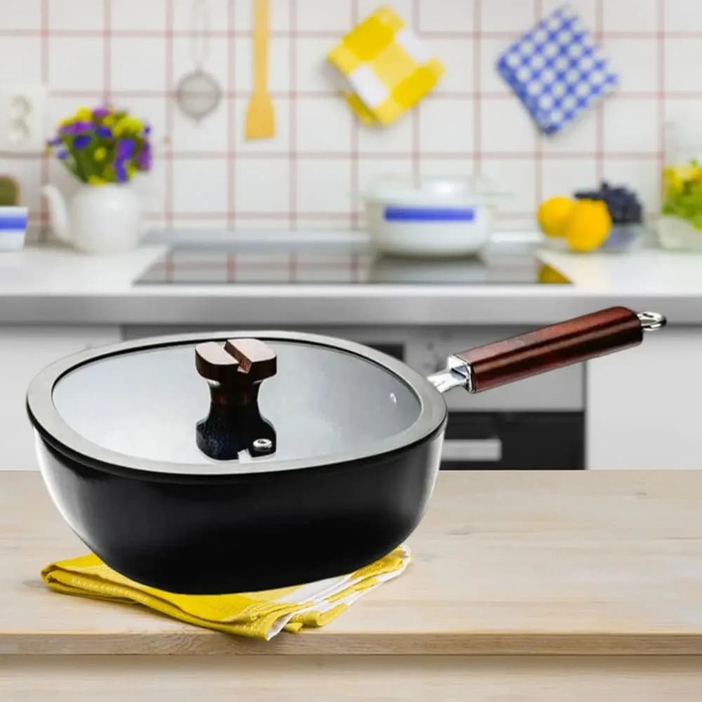 Refined Iron Board Durable Without Coating, Flat-bottom Wok with Handle in Wood and Transparent Cover, Anti-stick Chef's Board