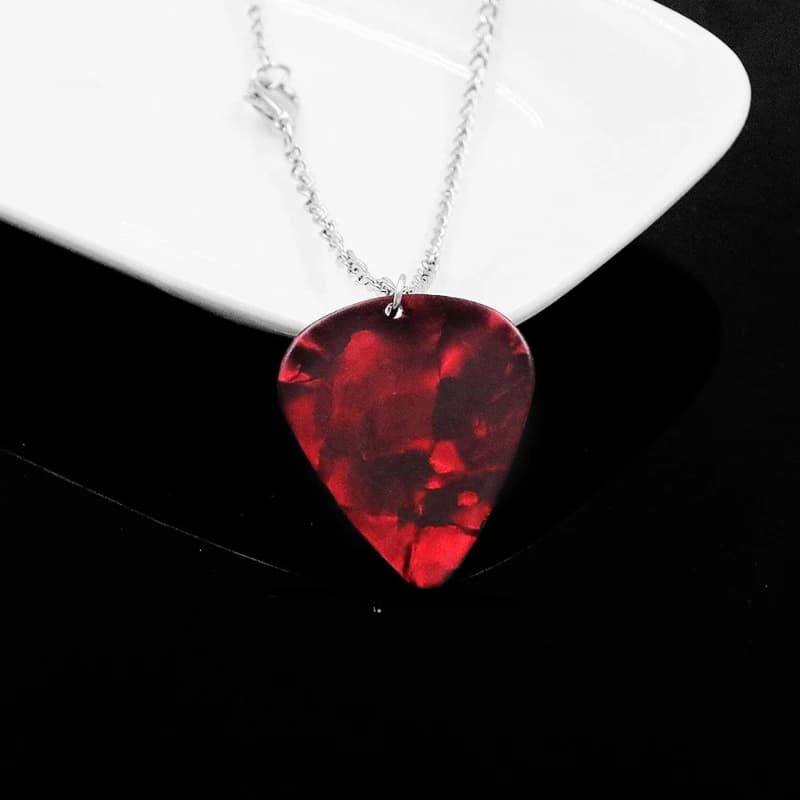 Collana con plettro per chitarra, ciondolo a cuore, catena per clavicola, gioielli punk, regali per uomini, ragazzi, amanti della musica