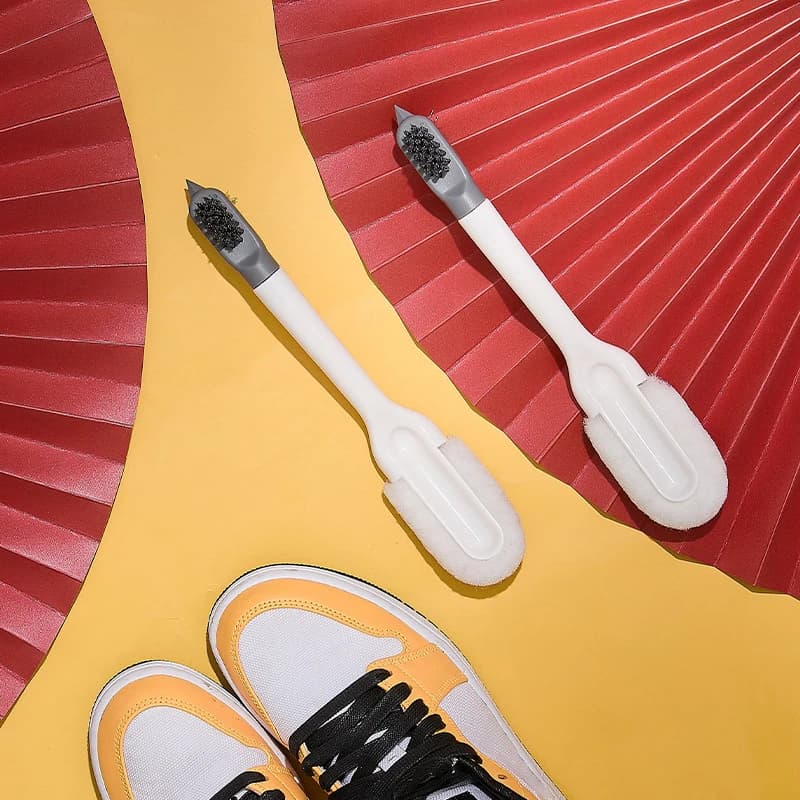 Spazzola professionale per la pulizia delle scarpe Pulitore multifunzionale per spazzole per scarpe con manico lungo Kit di pantofole per scarpe bianche Spazzola morbida per appendere le scarpe