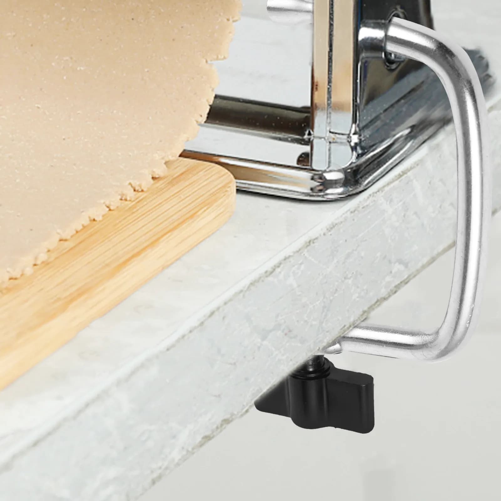 Clip di fissaggio regolabile per macchina per pasta, ricambio per macchina manuale per pasta, struttura in metallo resistente, tenuta sicura e affidabile