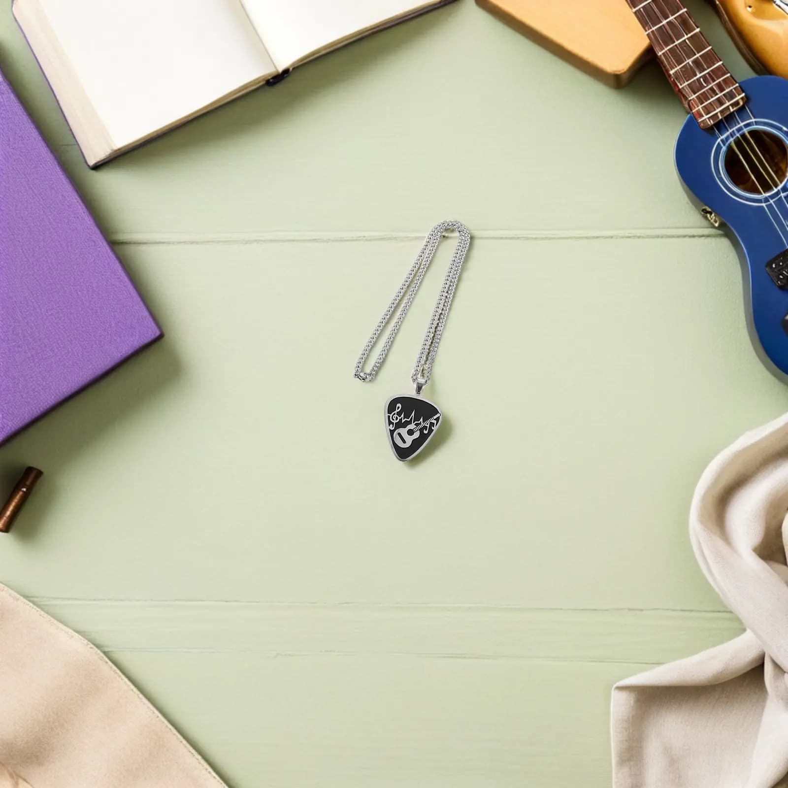 Collana con Plettro per Chitarra in Acciaio Inossidabile Nero, Ciondolo a Forma di Nota Musicale, Collana con Ciondolo Chitarra Elettrica per Uomo, Gioielli Musicali