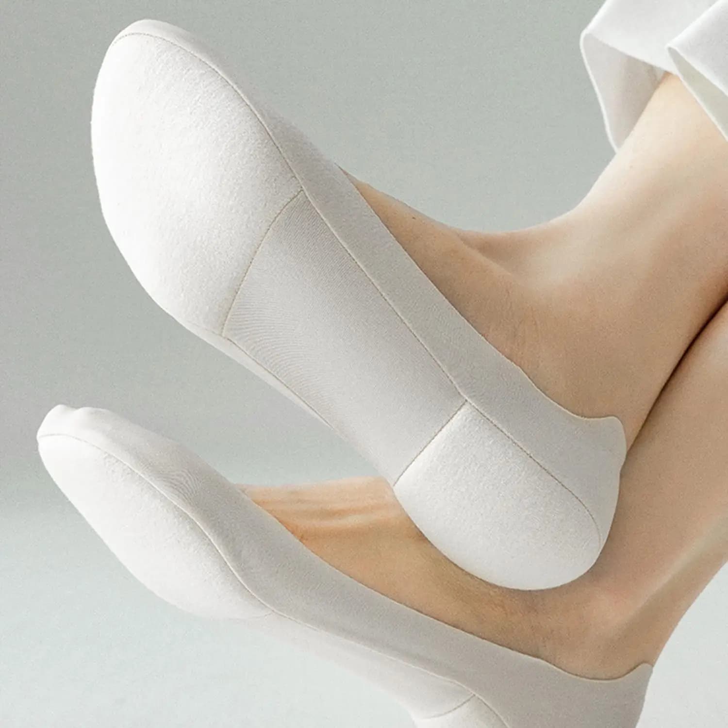 1 paio di calzini da barca 3D da donna cuscino traspirante massaggio ai piedi con fiocco assistenza sanitaria calzini invisibili calzini da barca in seta anti-off in silicone