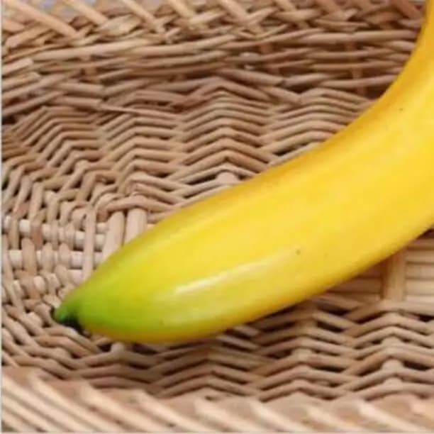 2 banane artificiali decorative in plastica, frutta finta realistica, banane simulate per decorazioni di matrimoni e alberi di Natale