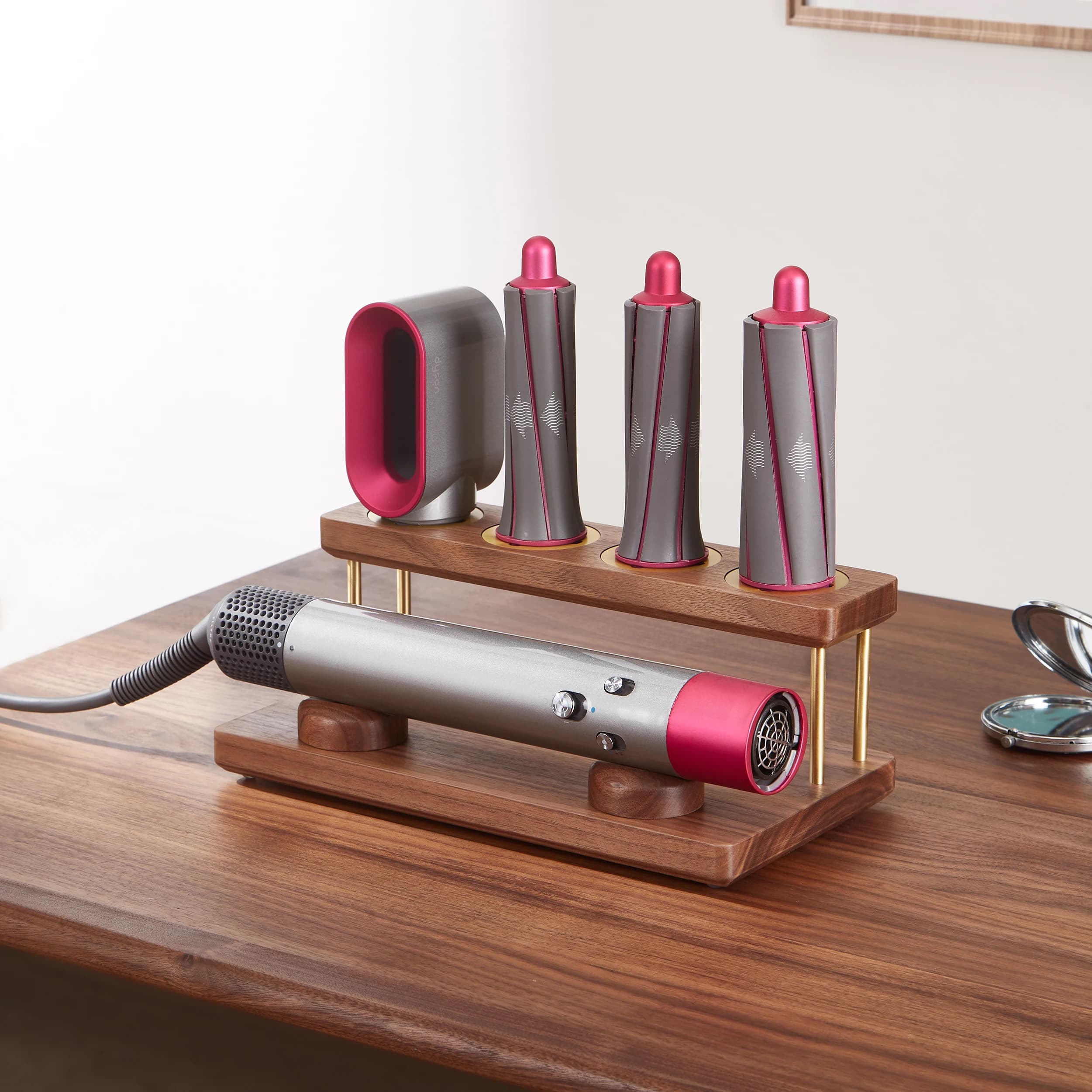 Luxury Shockproof Nature Waterproof North American Walnut Wood Curling Iron Stand For Bedroom And Bathroom Decor