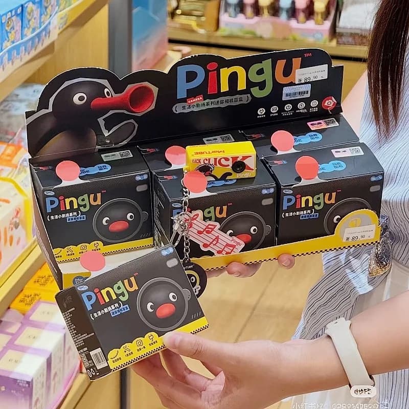 Official Pingu Mini Thumb Ccd Camera Blind Box Key Chain Pendant Portable Photo And Video Recording Birthday Gift