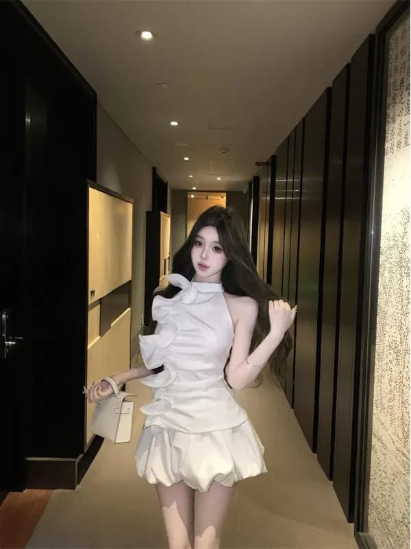 Summer Design Sense White Pure Desire Lotus Leaf Flower Bud Casual Women's Vest And Shorts Two-Piece Set Floral Print