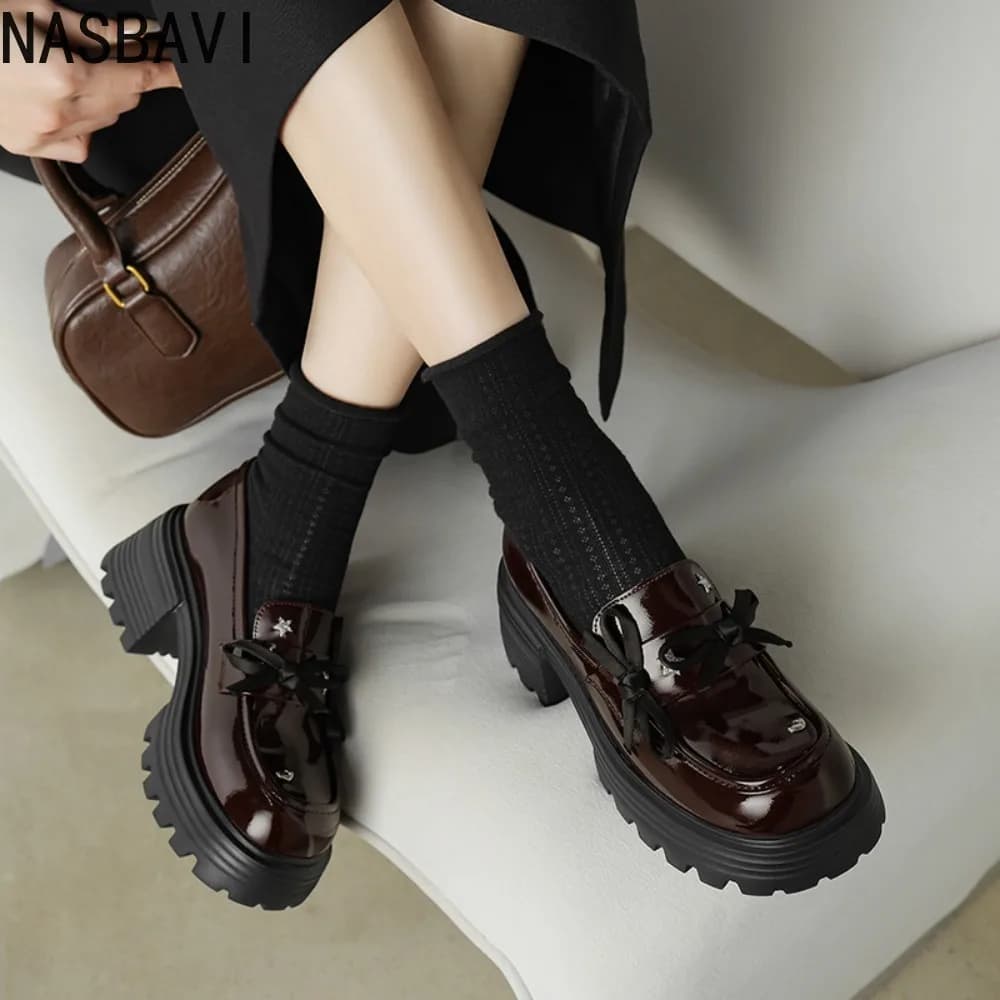 Women's Moccasins in Vera Leather with thick sole, British style, Mary Jane Shoes in High Quality Leather for Spring and Autumn