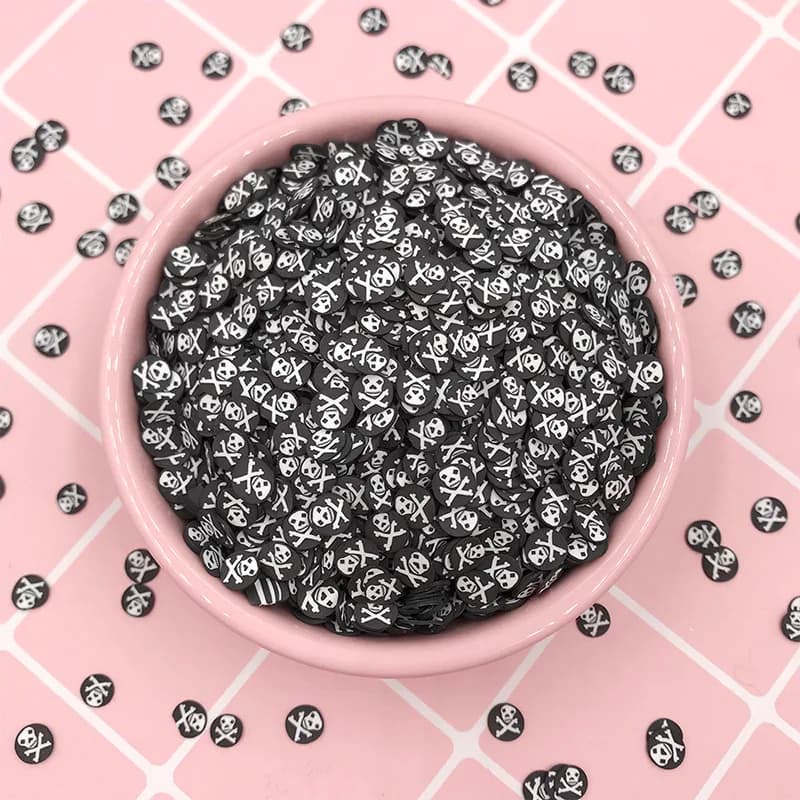 100g di trasporto di Halloween di Stile Rotondo Del Cranio Fetta Polimero di Argilla Morbida Sprinkes per le Imbarcazioni da Rendere Accessori Arti Del Chiodo di DIY Della Decorazione 5mm