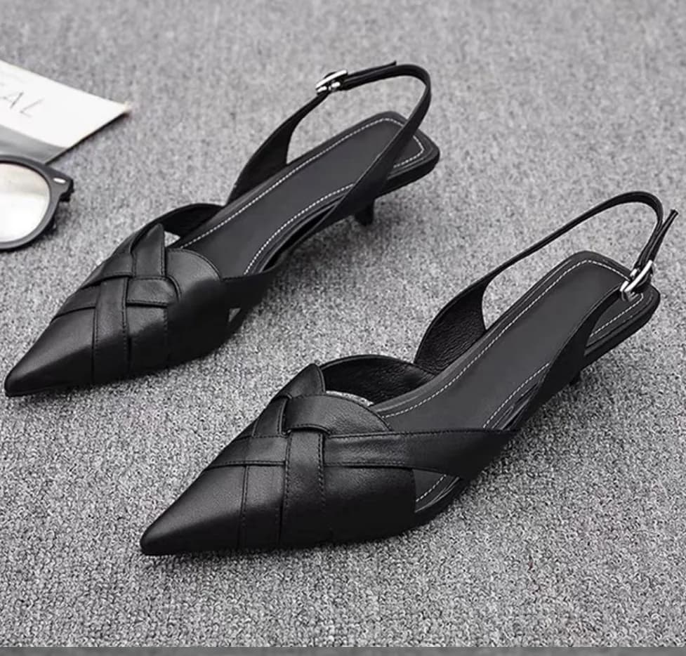 Sandali con tacco da donna a punta Tessuto Moda Scarpe con tacco eleganti 2025 Tendenza estiva Nuove pantofole Vestito da festa Mujer Sandlias