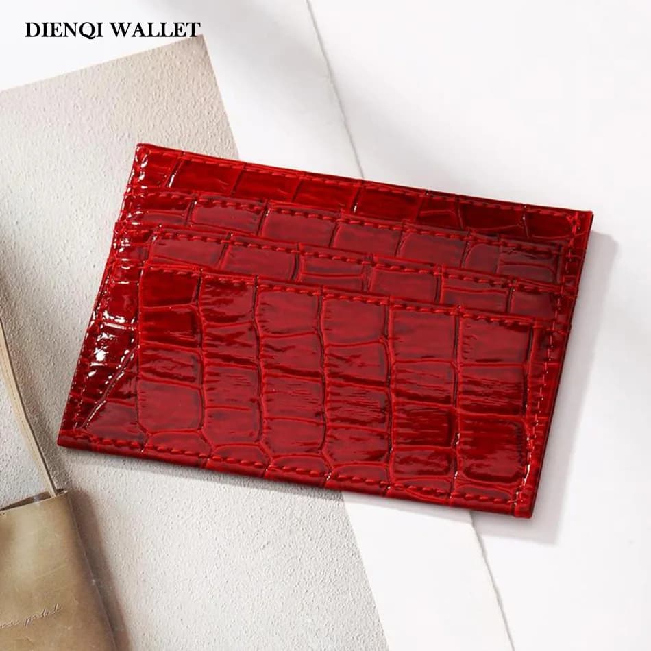 Portafoglio da donna semplice in coccodrillo solido Porta carte semplice ultrasottile casual Porta biglietti da visita multi-slot adatto per ragazze