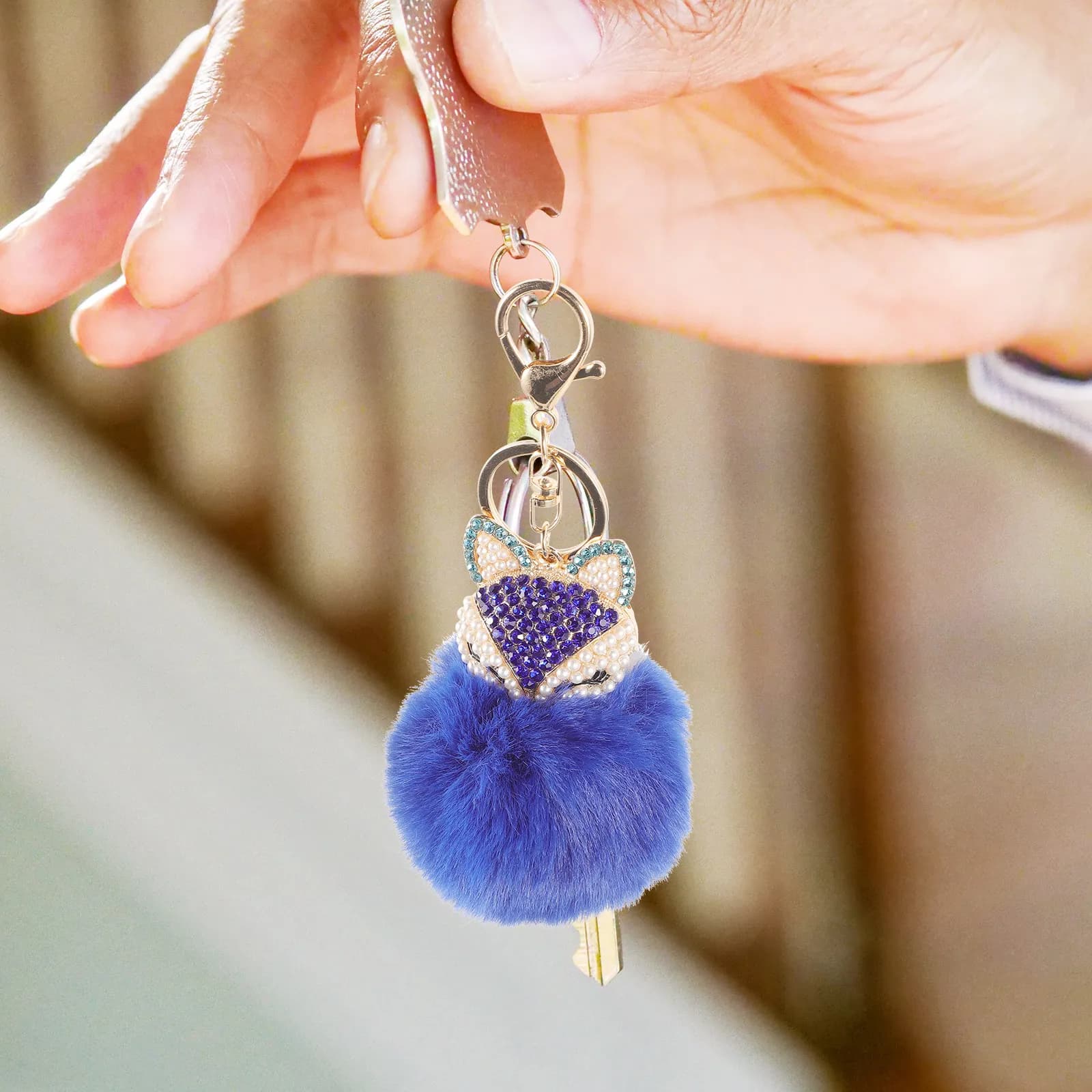 Portachiavi con Cristalli Blu, Strass e Perle, Ciondolo per Borsa o Auto, Accessorio di Moda, Regalo per Donne e Ragazze