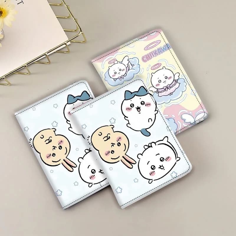 Porta Passaporto Giapponese Anime Chiikawa Hachiware Usach con Molteplici Scomparti per Carte, Protezione Anti-caduta, Design Accattivante