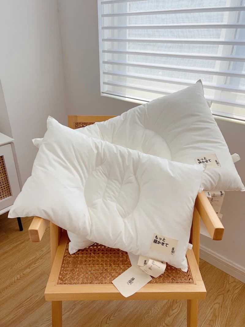 Cuscino singolo per bambini con supporto cervicale, altezza ridotta, design semplice in puro cotone, design ergonomico per l'orecchio, rettangolare, biancheria da letto