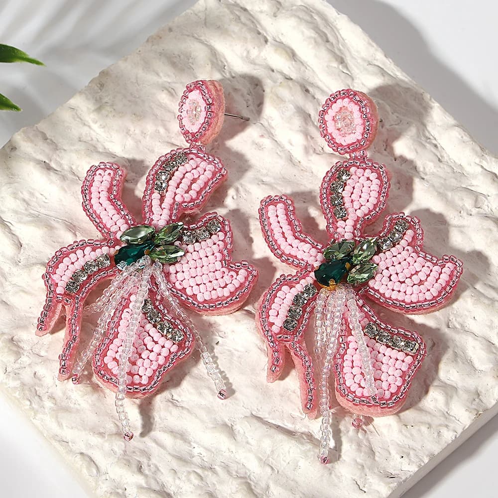 AENSOA Pendant earrings with petal flowers with romantic pink seeds beads for women Large floral pendant earrings Handmade summer beach jewelry
